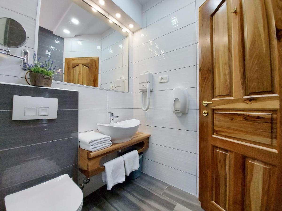 Plitvice Etno House III Bed & Breakfast Jezerce Exterior photo