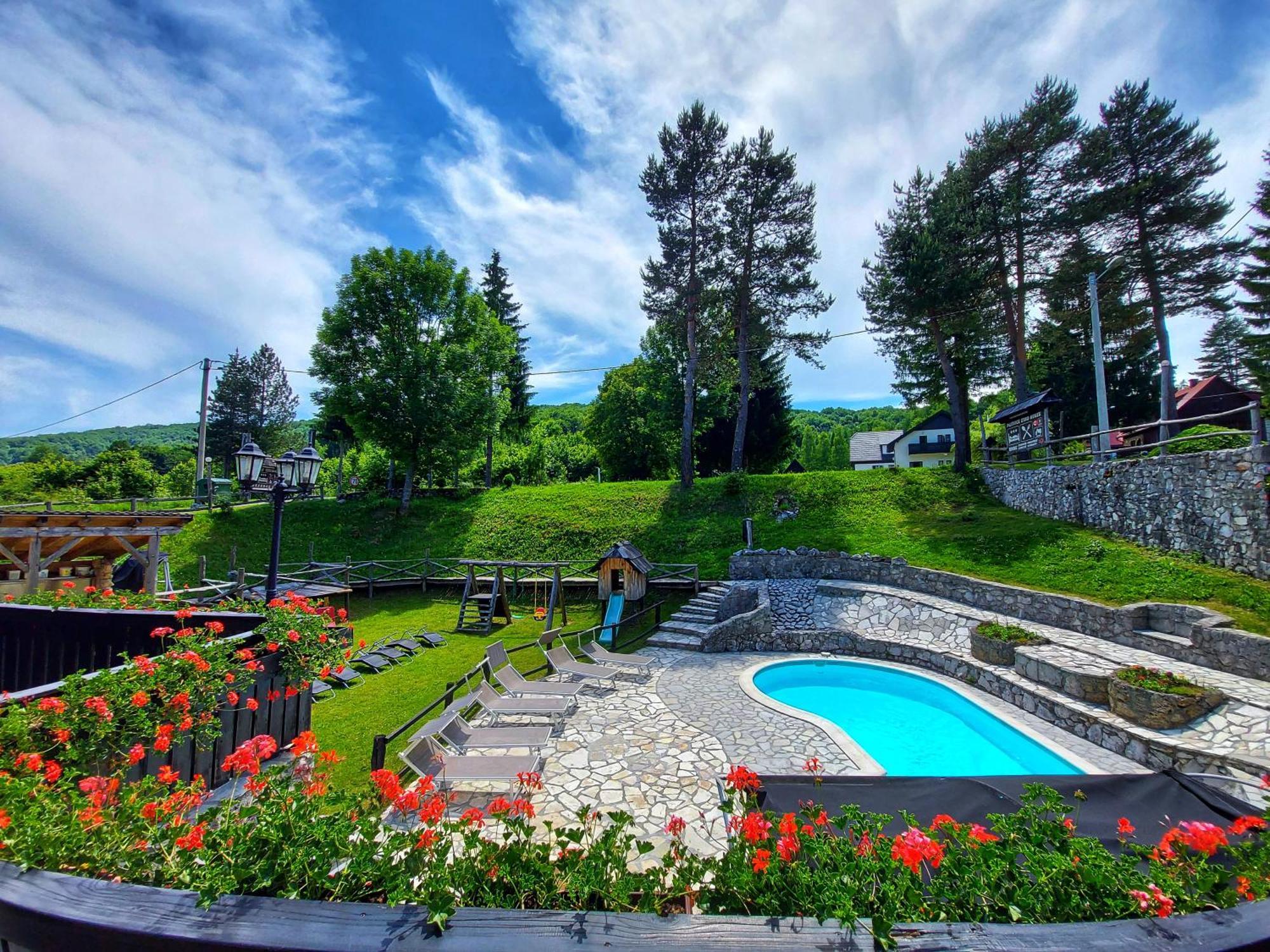 Plitvice Etno House III Bed & Breakfast Jezerce Exterior photo